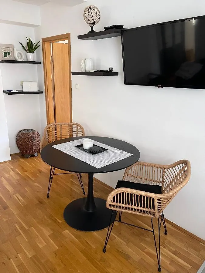 The Back Flat Apartman Split
